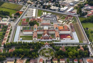 JVA Straubing Justzvollzug Bayern, prison Straubing with inner courtyard and swimming pool,