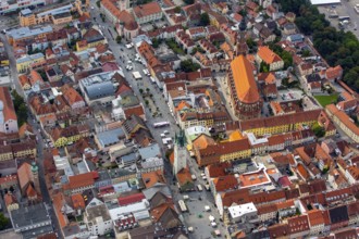 Basilica St. Jakob, gothic hall church, city tower at Theresienplatz, Straubing, East Bavaria,