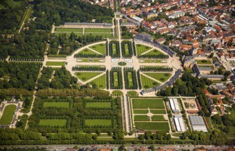 French Garden, Barck Garden with longitudinal and transverse axes, Schwetzingen Palace with Palace
