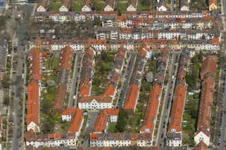 Rows of houses in the Findorff district, rented flats, multi-storey flats, red tiled roofs, attic