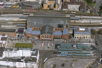 Central station of Bremen, station forecourt with bus station, city centre of Bremen, city, aerial