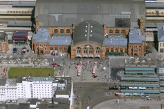 Central station of Bremen, station forecourt with bus station, city centre of Bremen, city, aerial