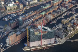 Construction site of the ElbPhilharmonie Hamburg, HafenCity, Elbe, Philharmonie, Speicherstadt