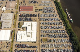 BLG AutoTerminal Hamburg, car loading in Hamburg harbour, car dump, Hamburg harbour, Elbe, Hamburg,