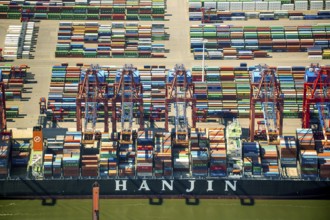 Hanjin container ship, container loading, container gantry cranes, container cranes, container