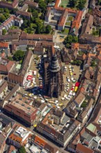 Freiburg Minster with market square, Freiburg im Breisgau, Breisgau, Baden-Württemberg, Germany,