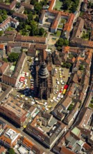 Freiburg Minster with market square, Freiburg im Breisgau, Breisgau, Baden-Württemberg, Germany,