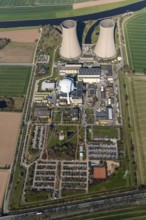 Nuclear power plant Grohnde, nuclear power plant, nuclear power plant on the Weser, cooling towers,