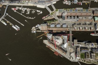 Speicherstadt, HafenCity, Elbe, Elbphilharmonie Hamburg am Kaiserkai, Hamburg harbour, Hamburg,