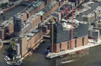 Speicherstadt, HafenCity, Elbe, Elbphilharmonie Hamburg am Kaiserkai, Hamburg harbour, Hamburg,