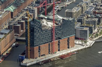 Speicherstadt, HafenCity, Elbe, Elbphilharmonie Hamburg am Kaiserkai, Hamburg harbour, Hamburg,
