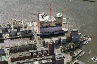 Speicherstadt, HafenCity, Elbe, Elbphilharmonie Hamburg am Kaiserkai, Hamburg harbour, Hamburg,