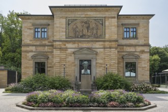 Wahnfried House, Richard Wagner Museum, in front of Ludwig II, Bust, Bayreuth, Upper Franconia,