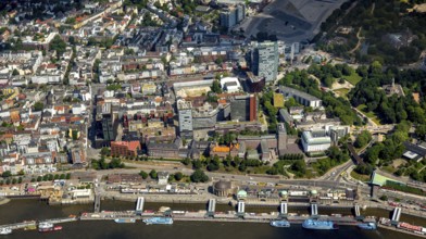 Landungsbrücken, Hamburg harbour, Elbe, Hamburg, Free and Hanseatic City of Hamburg, Germany,