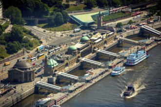 Landungsbrücken with the excursion boat Lousiana Star, Hamburg harbour, Elbe, Hamburg, Free and