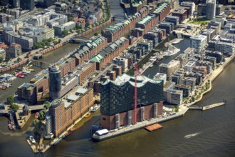 Elbphilharmonie with Hafencity, Speicherstadt, UNESCO World Heritage Site, Hamburg harbour, Elbe,