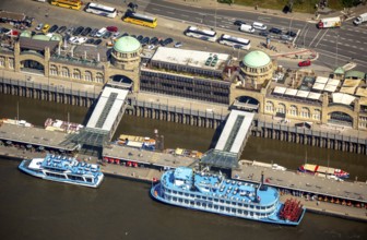 Landungsbrücken with the excursion boat Lousiana Star, Hamburg harbour, Elbe, Hamburg, Free and