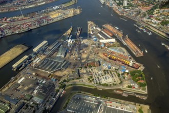 Dry docks of the Hamburg shipyard Blohm+Voss, Hamburg harbour, Elbe, Hamburg, Free and Hanseatic