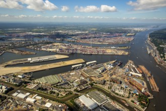 Dry docks of the Hamburg shipyard Blohm+Voss, Hamburg harbour, Elbe, Hamburg, Free and Hanseatic