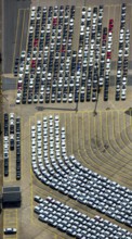 New car loading at Hansahafen, Unikai in Hamburg harbour, Hamburg harbour, Elbe, Hamburg, Free and