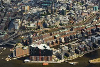 Elbphilharmonie with Hafencity, Speicherstadt, UNESCO World Heritage Site, Hamburg harbour, Elbe,