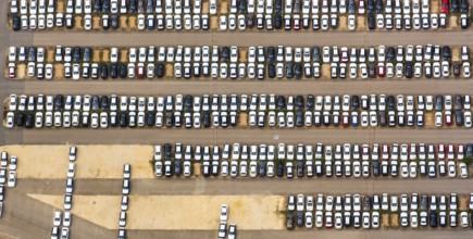 New car car park, BMW new car, BMW plant regensburg, automotive plant, car factory, Bayrische