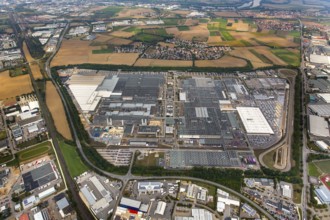BMW plant regensburg, automotive plant, car factory, Bayrische Motorenwerke Fabrik Regensburg,