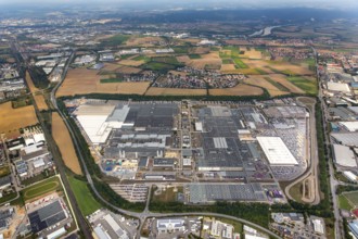 BMW plant regensburg, automotive plant, car factory, Bayrische Motorenwerke Fabrik Regensburg,