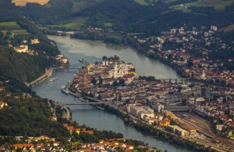 Confluence of the three rivers Danube, Inn and Ilz, Passau, independent university town in the