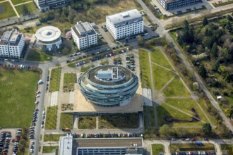 Office tower Heise headquarters in Hanover in spherical shape, Heise Medien GmbH & Co KG, Heise