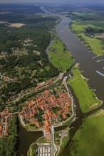 Old town of Hitzacker with the Jeetzel and Altjeetzel rivers, Elbe, Elbe banks, high water