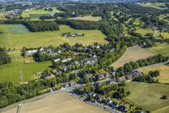 Aerial view, residential area Schee / Quellenburg, Sprockhövel, Ruhr area, North Rhine-Westphalia,