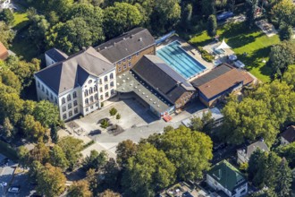 Aerial view, Katharinenschule Unna, Bornekampstraße, Freibad Bornekamp, Unna, Ruhr area, North