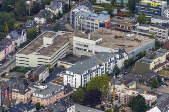 Aerial view, remodelling Friedrichstraße, Hertie ruin, planned demolition, Velbert, Ruhr area,