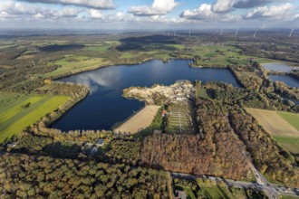 Aerial view, Tenderingssee, lido, gravel works, Möllen, Voerde, Ruhr area, North Rhine-Westphalia,