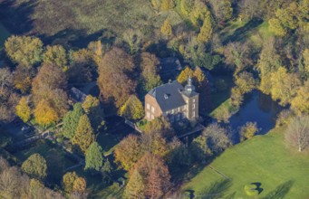 Aerial view, moated castle house flat, Möllen, Voerde, Ruhr area, North Rhine-Westphalia, Germany,