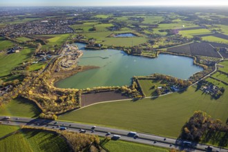 Aerial view, Krefelder Straße quarry pond, meadows and fields, Neukirchen, Neukirchen-Vluyn, Ruhr