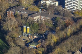 Aerial view, town hall Neukirchen-Vluyn, Hans-Böckler-Straße, high-rise residential building,