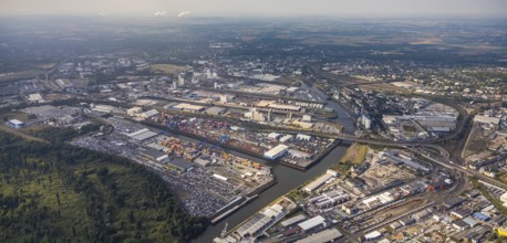 Aerial photo, harbour area, harbour facilities, Obererft, Neuss, city limits Düsseldorf, Rhineland,