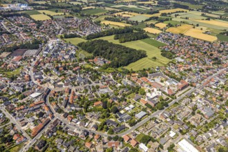 Aerial view, view of the town, Schwesternbusch forest, St. Dionysius Catholic Church, St. Francis