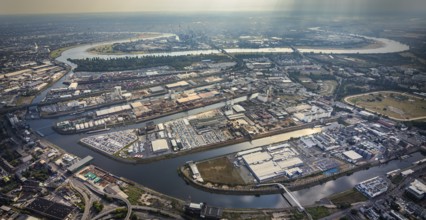 Aerial photo, harbour area, harbour facilities, Obererft, Neuss, city limits Düsseldorf, Rhineland,