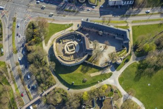 Aerial photo, Broich Castle, left, Ruhr, perpendicular, view, Mülheim an der Ruhr, Ruhr area, North
