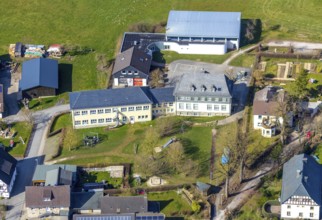 Aerial photo, Catholic primary school Helleferld, Hellefeld, Sundern, Sauerland, North