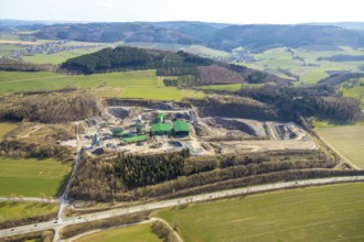 Aerial photo, Rudolf Hilgenroth Straßenbaustoffe und Transportbeton, quarry, Sundern, Sauerland,
