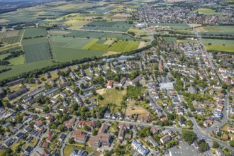Aerial view, overview area between Westuffler Weg / Unnaer Straße / Lindenallee, Norbert-Schule,