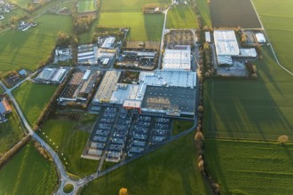 Aerial view, Processionsweg industrial estate, Möbel Turflon, car parks, Werl, North