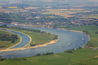 Aerial view, river Rhine, Rheinaue, Reeser Schanz landscape conservation area, shipping, cargo