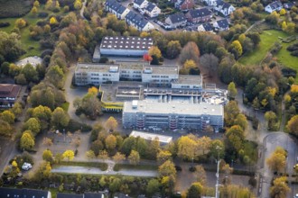 Aerial photo, Saarn school centre, comprehensive school, Berufskolleg Lehnerstraße, Saarn, Mülheim