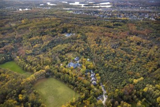 Aerial view, Landhaus Thyssen in the forest area, Großenbaumer Straße, Saarn - West, Mülheim an der