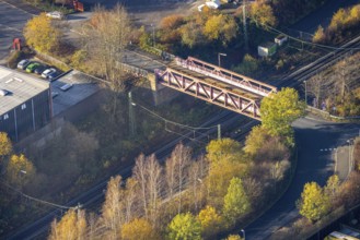 Aerial view, renovated bridge over railway line, Auf der Bleiche, Wengern, Wetter, Ruhr area, North